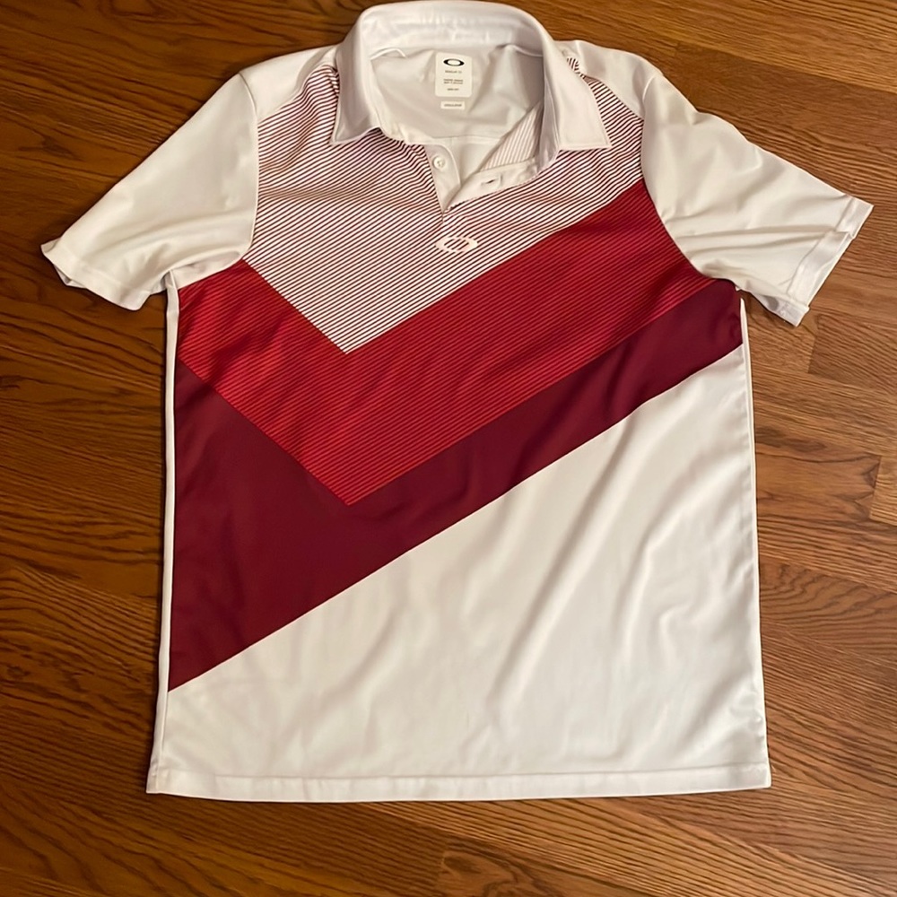 Oakley Golf Shirt - men’s small